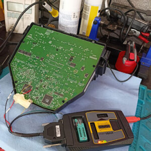 Clonage & recodage boîtier SAM pour Mercedes